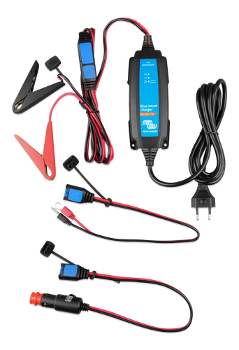 Blue Smart IP65 Charger 6V/12V-1,1 | CEE 7/16 | Retail